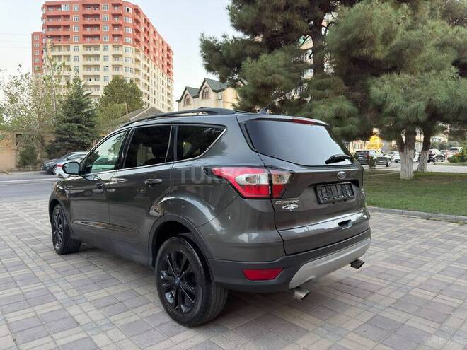 Ford Escape 2018, 115,000 km - 1.5 л - Bakı