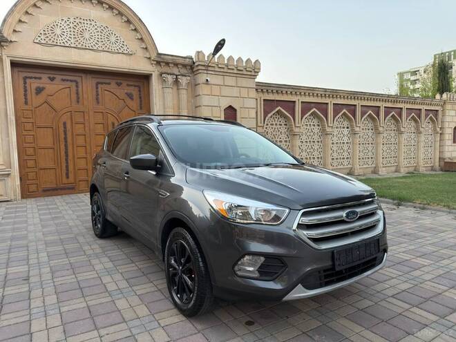 Ford Escape 2018, 115,000 km - 1.5 л - Bakı