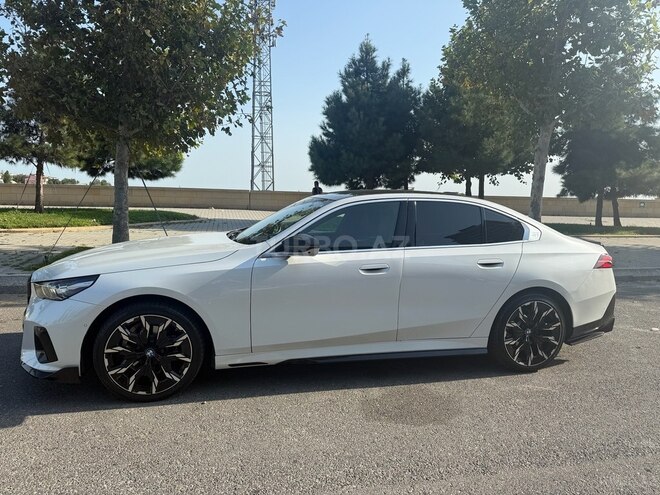 BMW 520 2023, 37,000 km - 2.0 l - Bakı