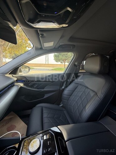 BMW 520 2023, 37,000 km - 2.0 l - Bakı