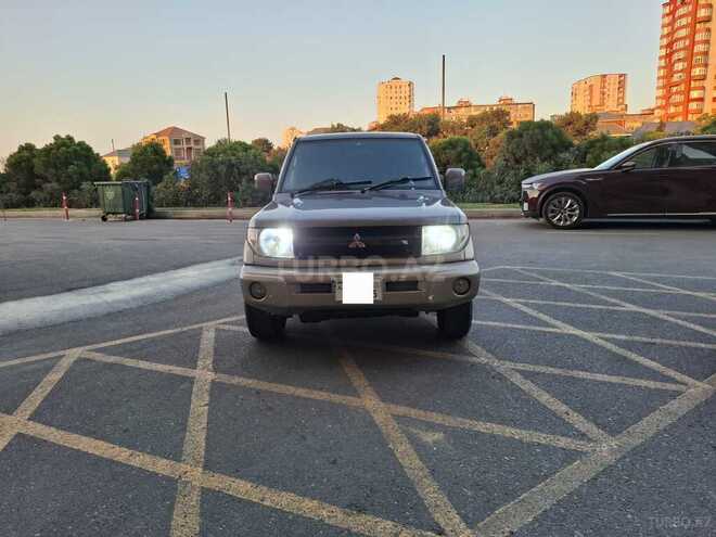 Mitsubishi Pajero io 1998, 254,215 km - 1.8 l - Bakı
