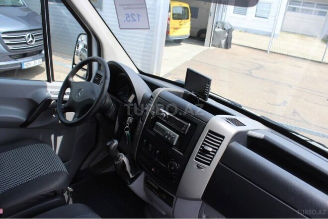 Mercedes Sprinter 515 2008, 268,000 km - 2.2 l - Yevlax