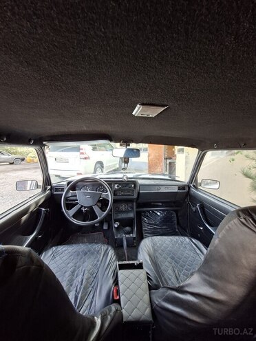 LADA (VAZ) 2107 2000, 150,000 km - 1.6 l - Salyan