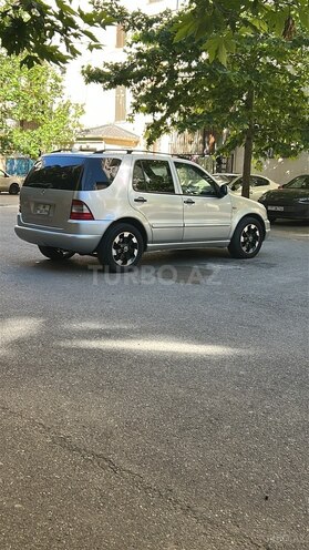 Mercedes ML 320 2001, 378,000 km - 3.2 л - Xırdalan