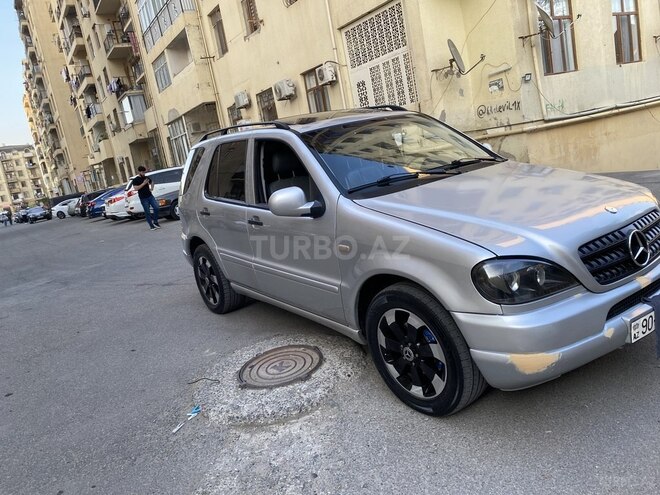 Mercedes ML 320 2001, 378,000 km - 3.2 л - Xırdalan