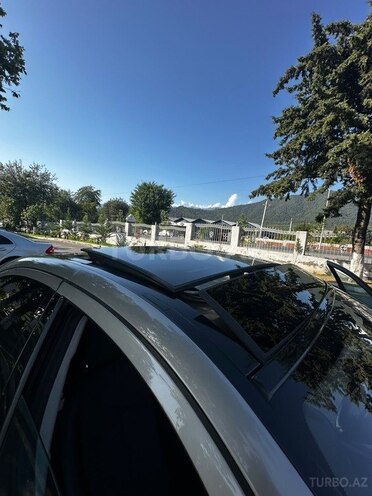 Mercedes E 240 2004, 313,210 km - 2.6 l - Zaqatala