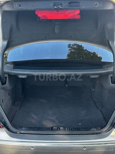 Mercedes E 240 2004, 313,210 km - 2.6 l - Zaqatala