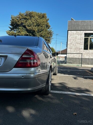 Mercedes E 240 2004, 313,210 km - 2.6 l - Zaqatala