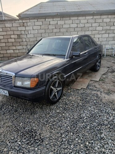 Mercedes 190 1991, 320,000 km - 2.0 l - Masallı