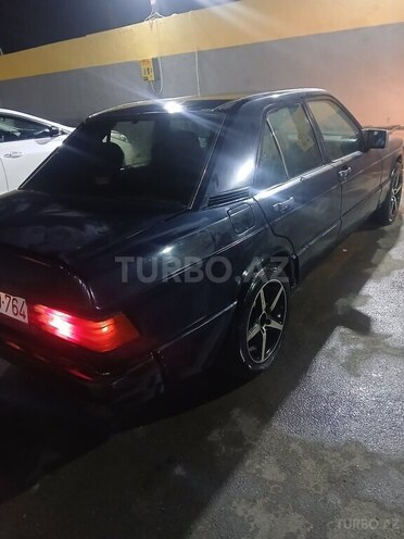 Mercedes 190 1991, 320,000 km - 2.0 l - Masallı