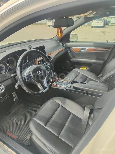 Mercedes C 300 4MATIC 2012, 134,000 km - 3.0 l - Bakı