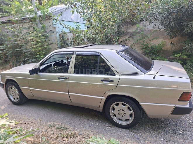 Mercedes 190 1992, 520,000 km - 1.8 l - Ağcabədi