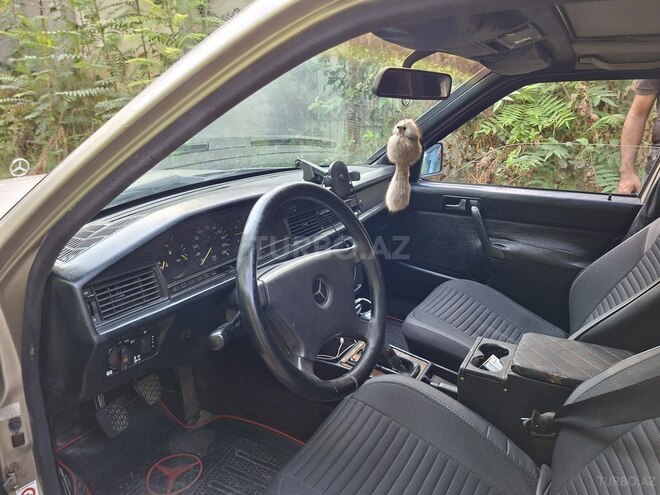Mercedes 190 1992, 520,000 km - 1.8 l - Ağcabədi