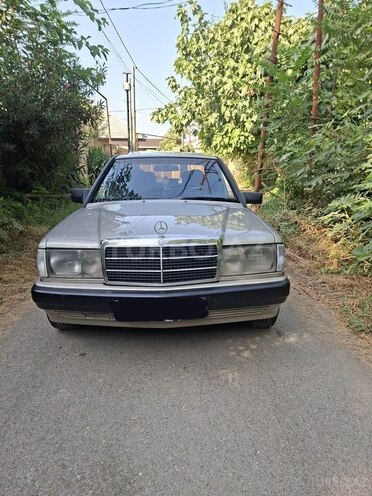 Mercedes 190 1992, 520,000 km - 1.8 l - Ağcabədi