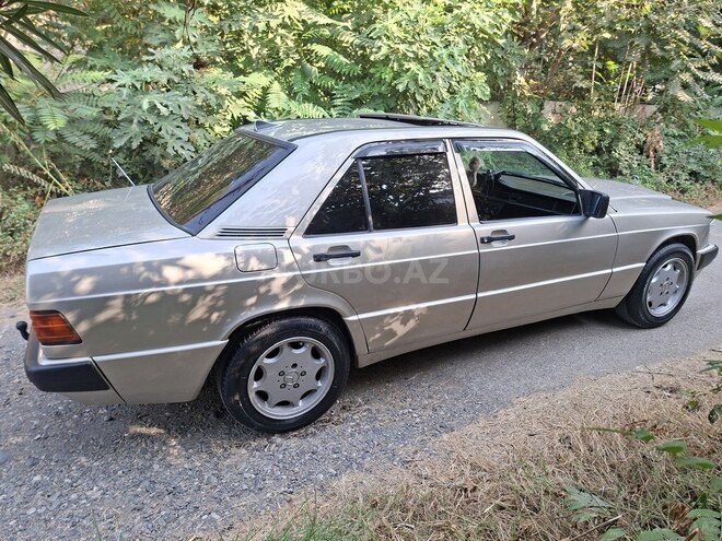 Mercedes 190 1992, 520,000 km - 1.8 l - Ağcabədi