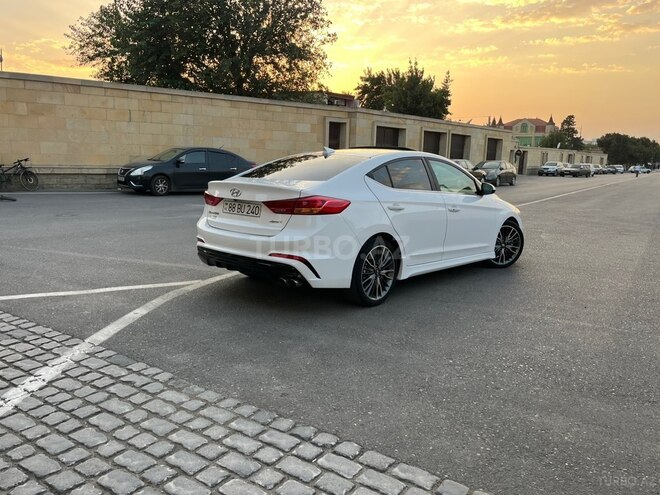 Hyundai Elantra 2018, 109,021 km - 1.6 л - Bakı