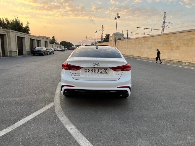 Hyundai Elantra 2018, 109,021 km - 1.6 л - Bakı