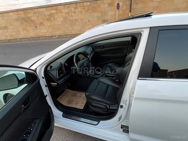 Hyundai Elantra 2018, 109,021 km - 1.6 л - Bakı