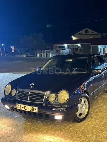 Mercedes E 240 1999, 560,000 km - 2.4 л - Lənkəran