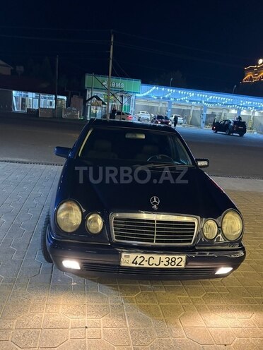 Mercedes E 240 1999, 560,000 km - 2.4 л - Lənkəran