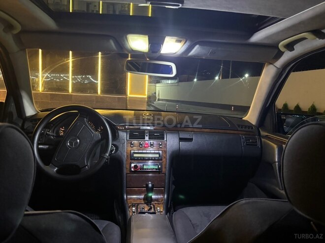 Mercedes E 240 1999, 560,000 km - 2.4 л - Lənkəran