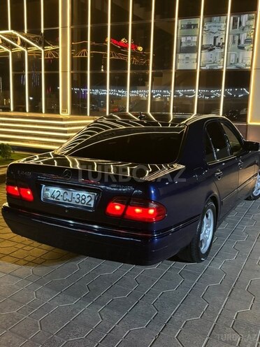 Mercedes E 240 1999, 560,000 km - 2.4 л - Lənkəran