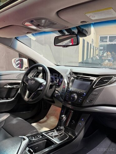Hyundai i40 2012, 121,000 km - 2.0 l - Sumqayıt