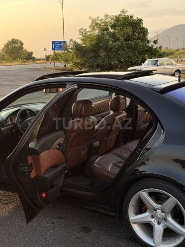 Mercedes E 320 2008, 350,000 km - 3.0 l - Qax