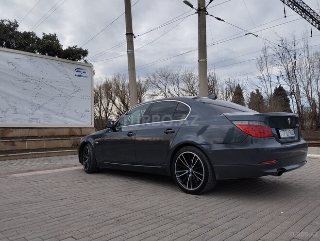 BMW 520 2009, 270,000 km - 2.0 l - Bakı