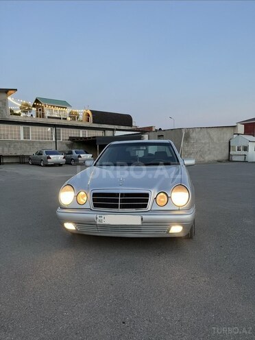 Mercedes E 220 1998, 535,477 km - 2.2 l - Bakı