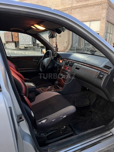 Mercedes E 220 1998, 535,477 km - 2.2 l - Bakı