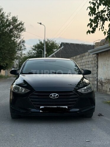 Hyundai Elantra 2017, 209,215 km - 2.0 l - Babək