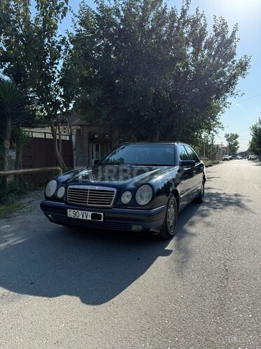 Mercedes E 320 1999, 498,600 km - 3.2 l - Bakı