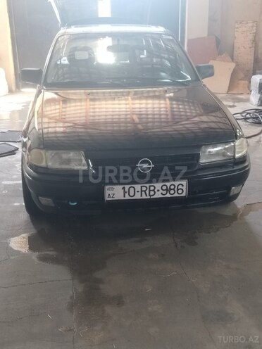 Opel Astra 1991, 250,000 km - 1.8 l - Xaçmaz