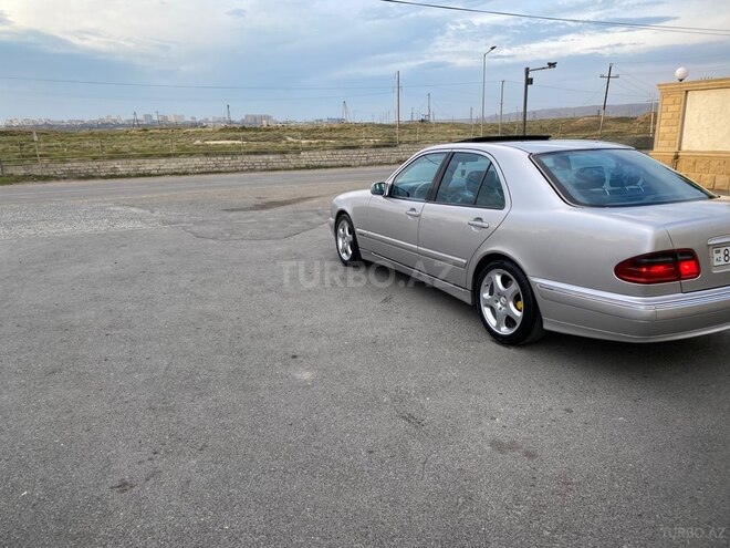 Mercedes E 270 2001, 331,000 km - 2.7 л - Bakı