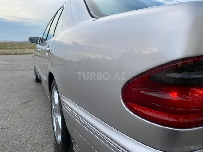 Mercedes E 270 2001, 331,000 km - 2.7 л - Bakı
