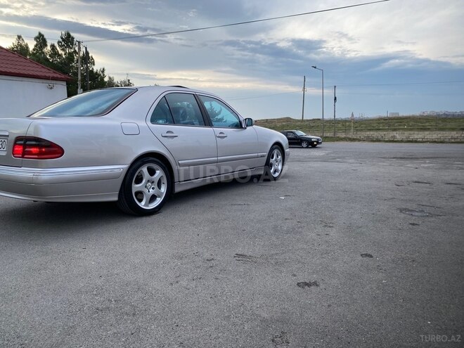 Mercedes E 270 2001, 331,000 km - 2.7 л - Bakı