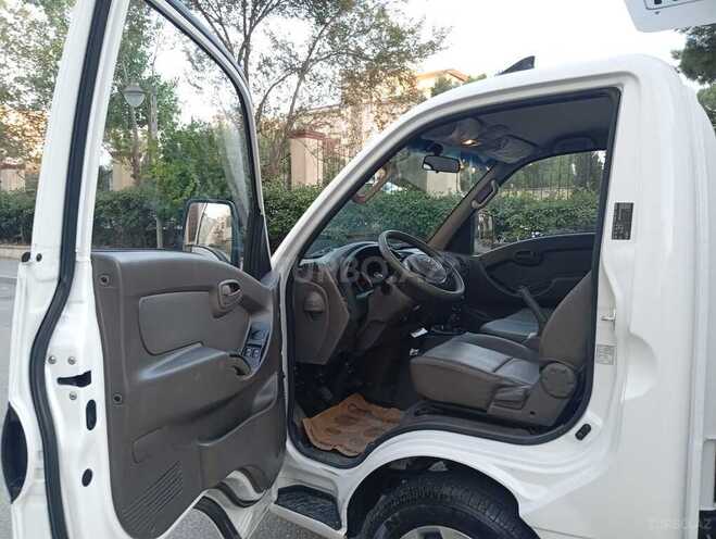 Hyundai H 100 2025, 33,000 km - 2.5 l - Bakı