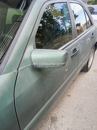 Mercedes C 180 1994, 520,678 km - 1.8 l - Bakı