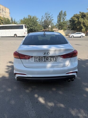 Hyundai Elantra 2018, 136,000 km - 1.6 l - Bakı