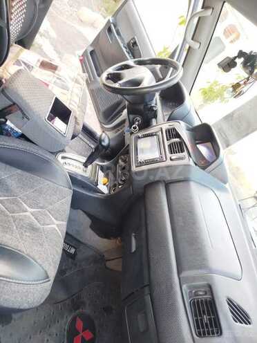 Mitsubishi Pajero io 1999, 297,400 km - 1.8 л - Bakı