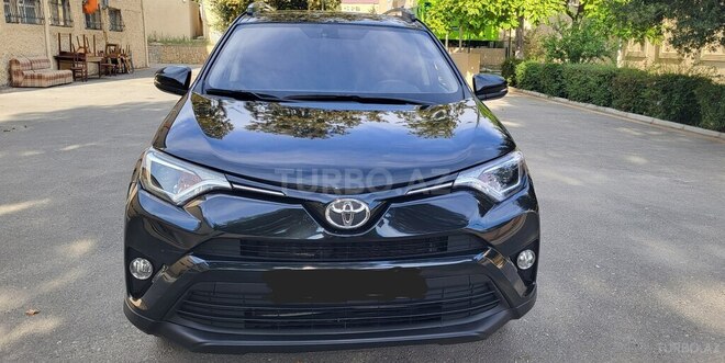 Toyota RAV4 2018, 185,200 km - 2.0 l - Bakı