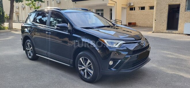 Toyota RAV4 2018, 185,200 km - 2.0 l - Bakı
