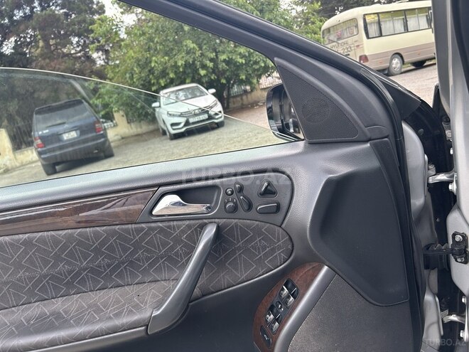 Mercedes C 200 2001, 325,000 km - 2.0 л - Bakı