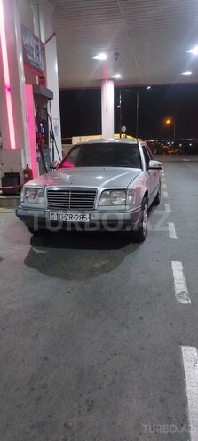 Mercedes 220 E 1995, 500,000 km - 2.2 l - Bakı