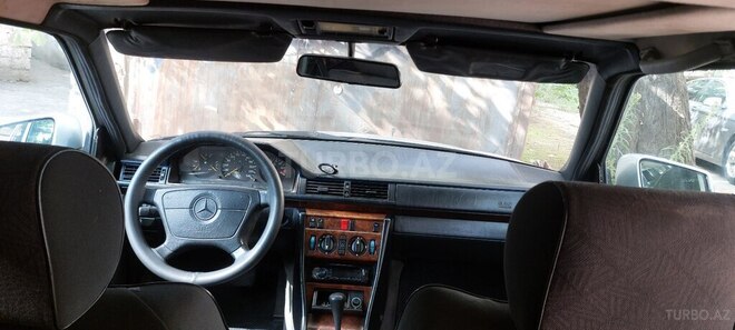 Mercedes 220 E 1995, 500,000 km - 2.2 l - Bakı