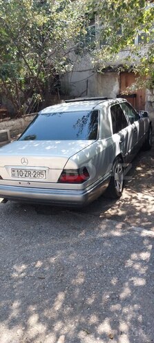 Mercedes 220 E 1995, 500,000 km - 2.2 l - Bakı
