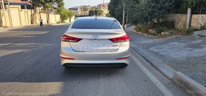 Hyundai Avante 2016, 203,000 km - 1.6 l - Bakı