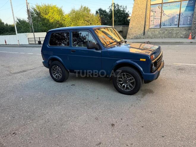 LADA (VAZ) Niva 2015, 218,000 km - 1.7 л - Qusar