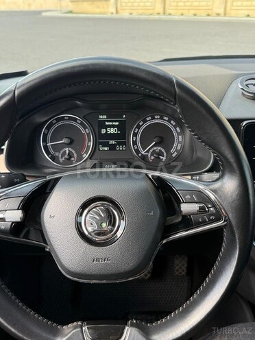 Skoda Kamiq 2021, 121,000 km - 1.6 l - Bakı